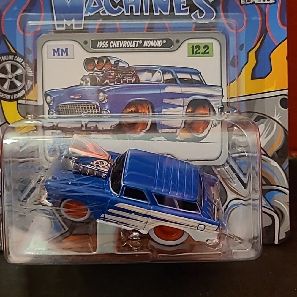 MUSCLE MACHINED 1/64 SCALE Blue 1955 Chevrolet Nomad Toy Car - Picture 3 of 10